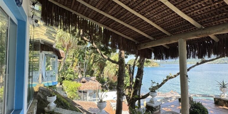 casa-costeira-sul-da-ilha-09