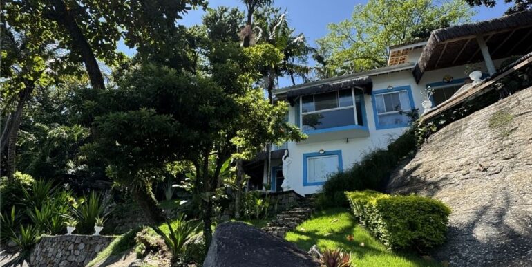 casa-costeira-sul-da-ilha-16