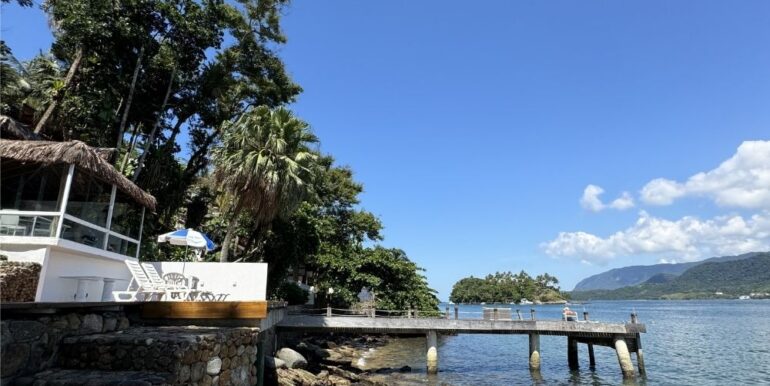 casa-costeira-sul-da-ilha-17