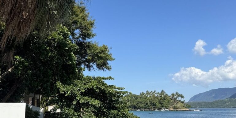 casa-costeira-sul-da-ilha-18