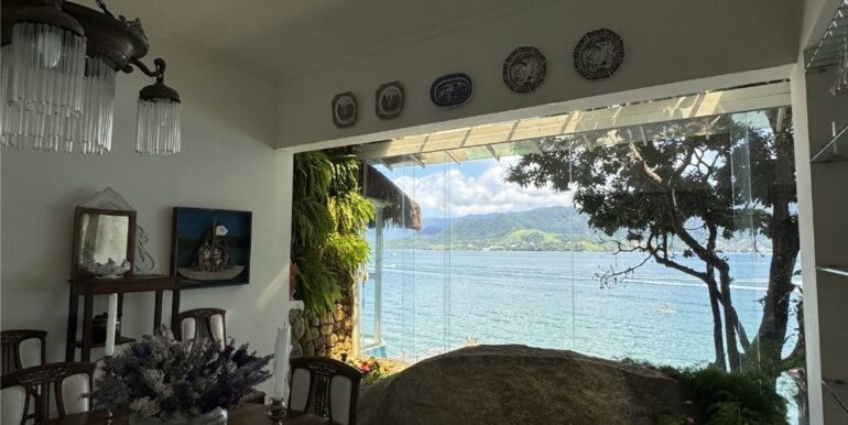casa-costeira-sul-da-ilha-33